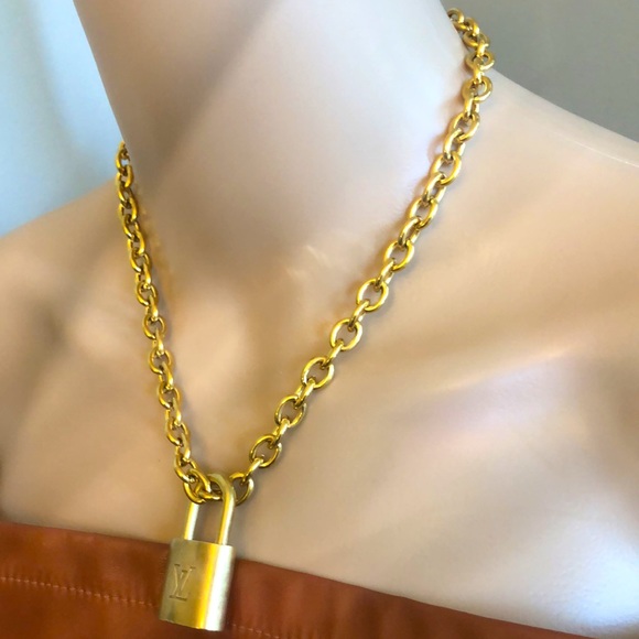 Repurposed Aunthentic Louis Vuitton gold brass padlock and Key🔥 - Picture 3 of 10